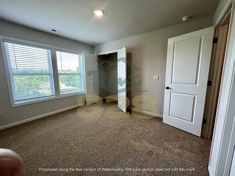 146 Creekview Rd #1 — Photo 24