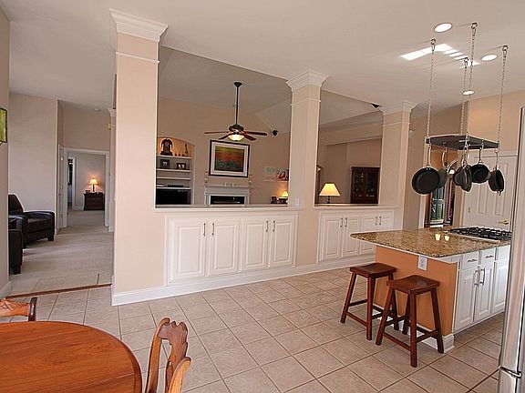 3rd image of 4534 Esherwood Ln