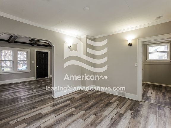 4-Dining Room