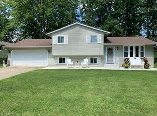 33914 Gail Dr, North Ridgeville, OH 44039
