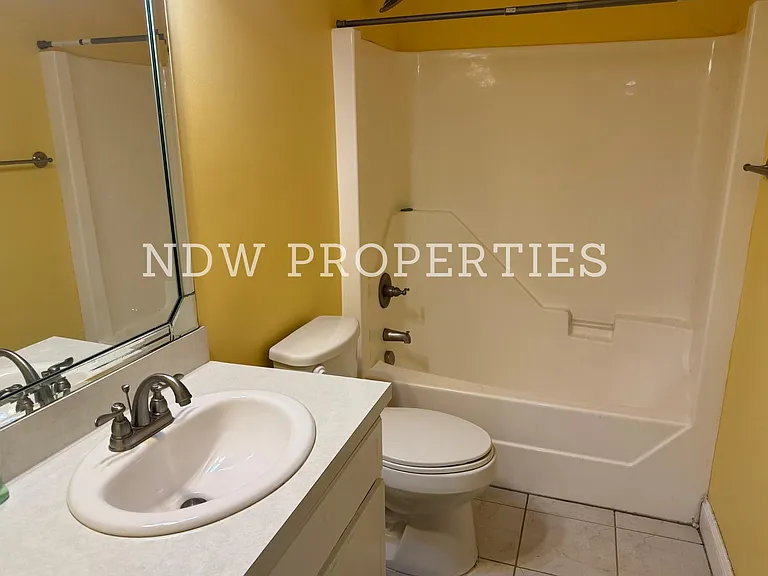 185 S White St — Photo 15