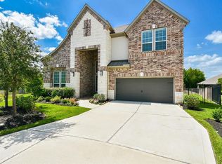 2 Fringetree Bark Ct, Tomball, TX 77375