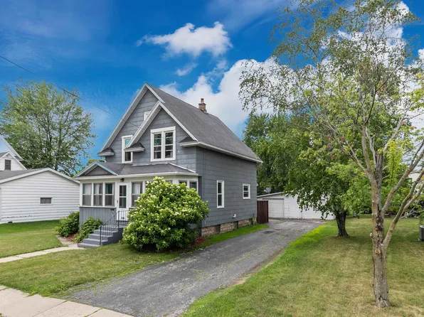 410 3rd St, Neenah, WI 54956