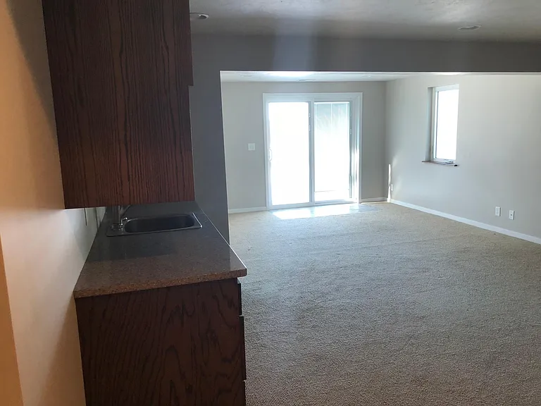 2518 S 138th St — Photo 15