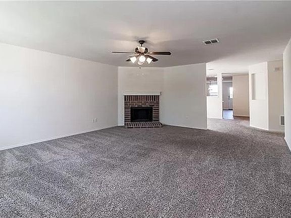 4th image of 9853 Dartmouth Dr