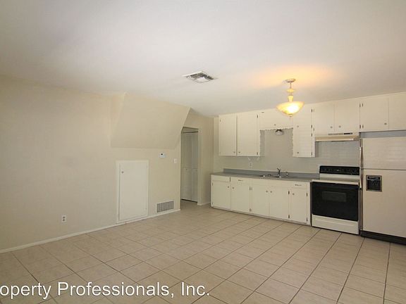 4th image of 102 S Union Ave