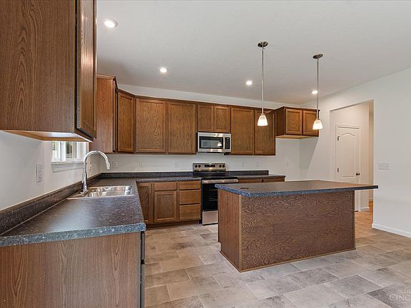 5th image of 1327 Granite Dr