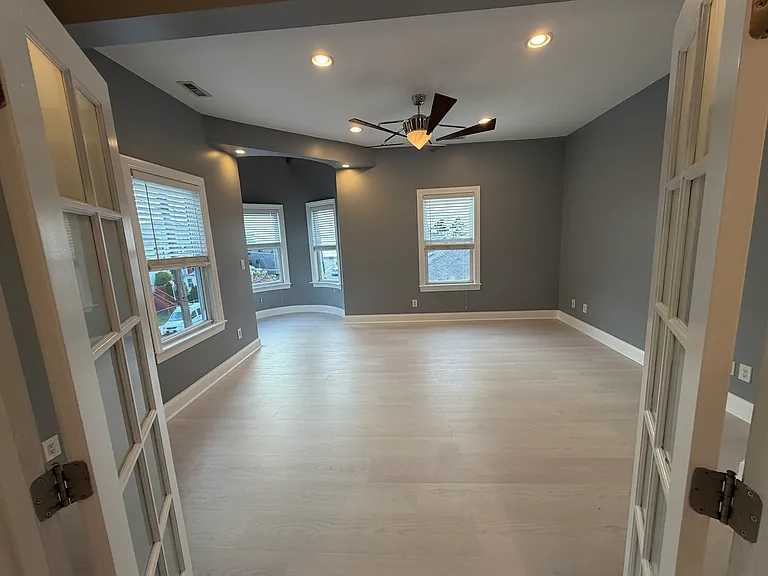 285 Crescent Ave #3 — Photo 1