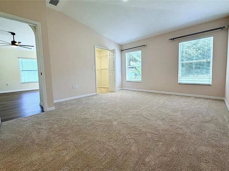7838 Carriage Pointe Dr — Photo 21