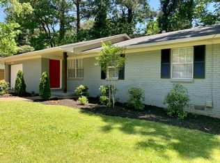2267 Chestnut Hill Cir, Decatur, GA 30032