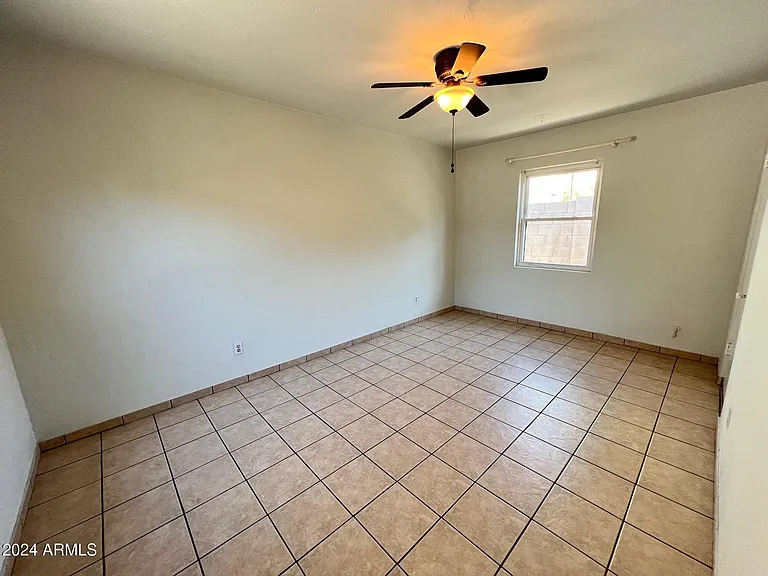 30 W Culver St #B — Photo 26