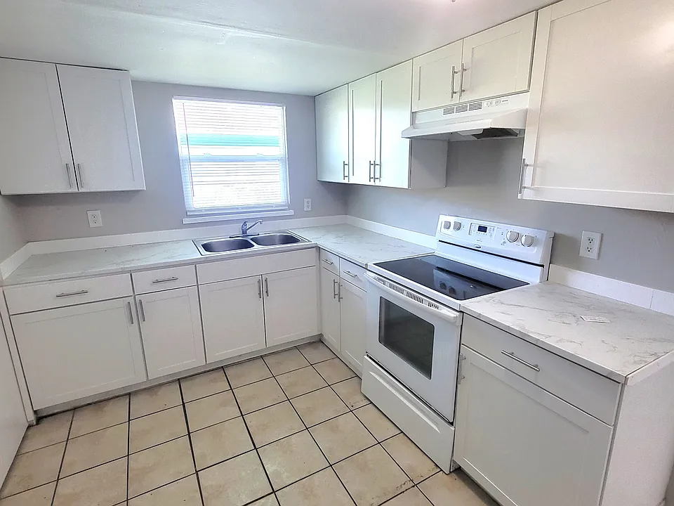 4130/4132/4134 Washington Avenue - 4130