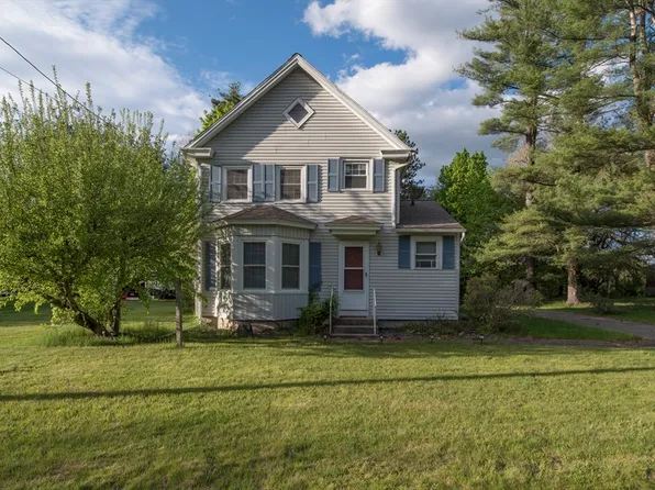 39 Homecrest Ave, Ware, MA 01082
