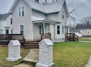 802 E 2nd St, Monroe, MI 48161