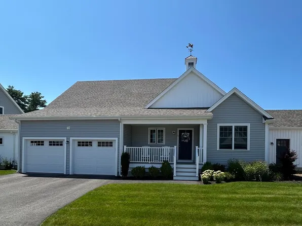 19 Fairway Lndg, Carver, MA 02330