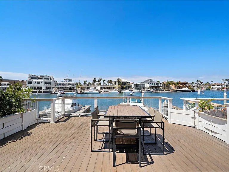 3953 Aladdin Dr — Photo 17