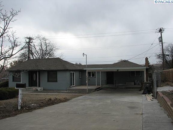 4th image of 2405 W Albany Ave