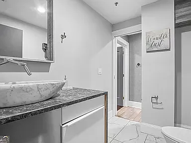 1280 W Peachtree St NW — Photo 22