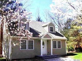 386 Pond Path, Setauket, NY 11733