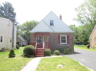 317 E Golf Rd, Des Plaines, IL 60016