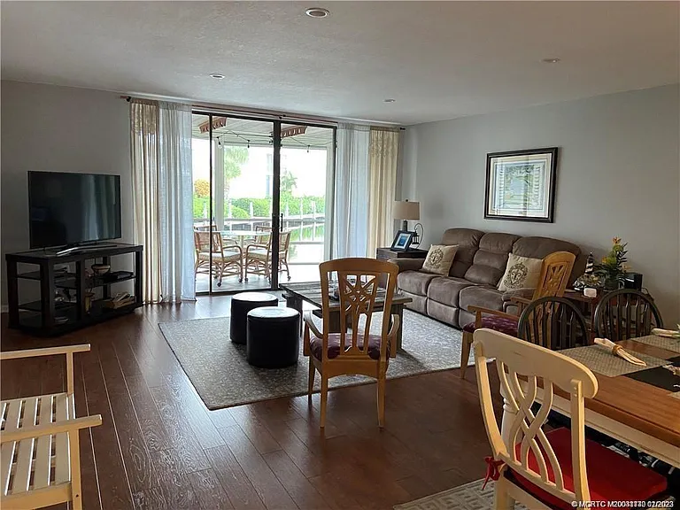 3901 SE Saint Lucie Blvd #D-29 — Photo 5