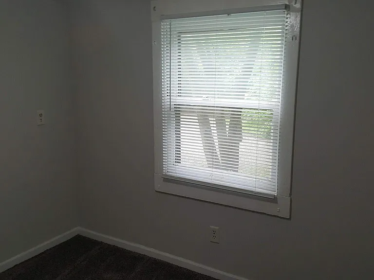 1910 S Calhoun St #2 — Photo 11