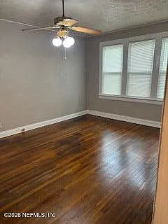 1007 Acosta St #6 — Photo 3