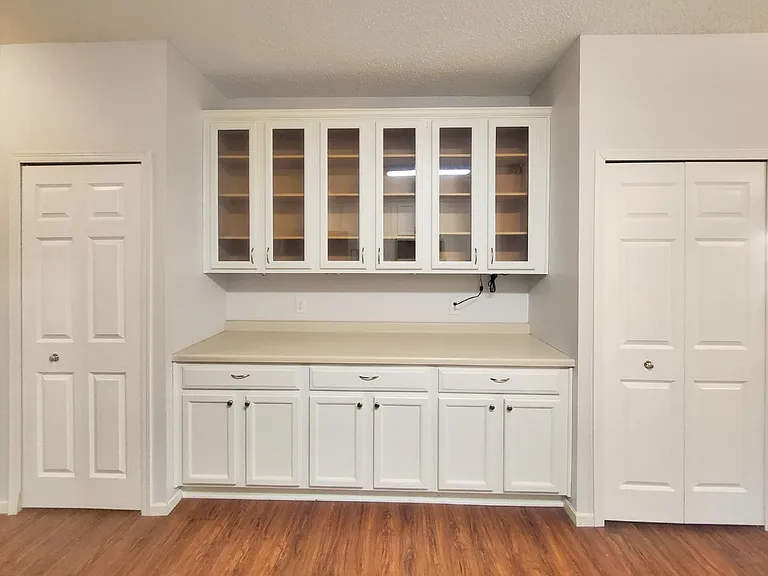 3840 Abercrombie Ln — Photo 9