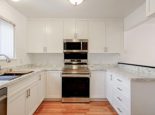 1371 Parkway Dr, Rohnert Park, CA 94928