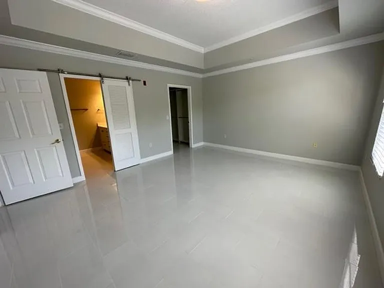 917 Waterside Ln #203 — Photo 21
