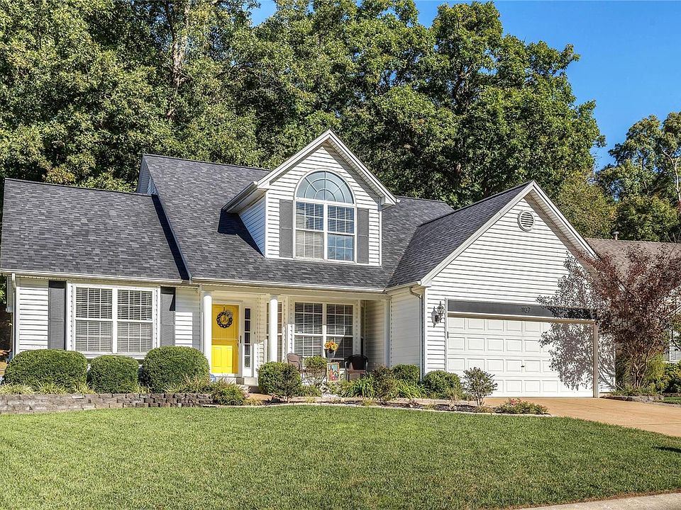 1st image of 1137 Oak Hollow Dr