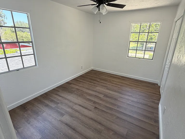 1520 W Beresford Ave — Photo 12