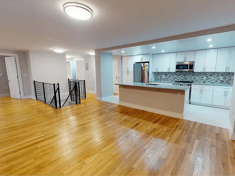 50 W 97th St #2W