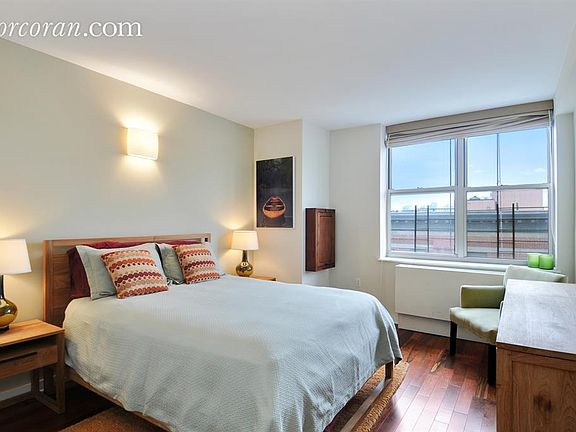 5th image of 2187 Frederick Douglass Blvd #8F