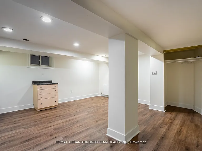 1277 Broadview Ave #LOWER — Photo 4