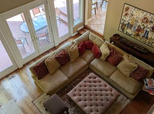 957 Green Bay Rd, Highland Park, IL 60035