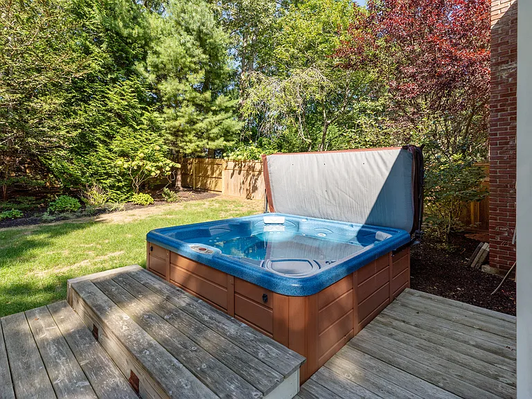 563 Montauk Hwy — Photo 26