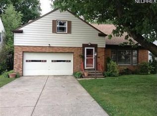 23805 Woodway Rd, Beachwood, OH