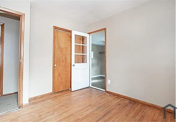 4633 Warner Rd #UP — Photo 15