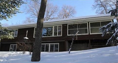 1st image of 16617 Riverdale Ln
