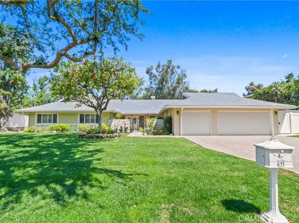 621 Green Acre Dr, Fullerton, CA 92835