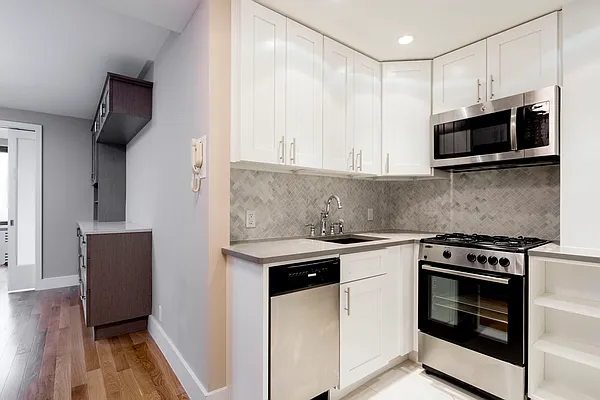 Rented by PWV Acquisitions | media 1