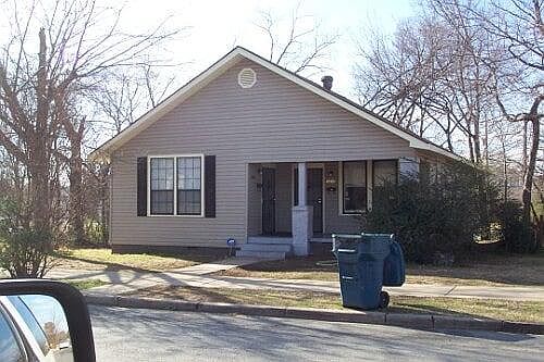 1st image of 1510 1/2 Commerce St