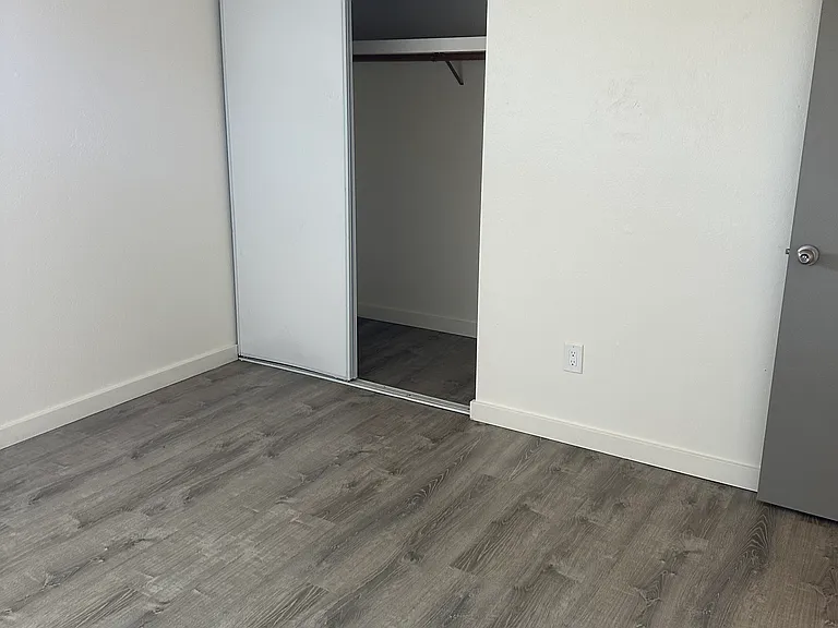 2425 SW Leonard St #3 — Photo 8