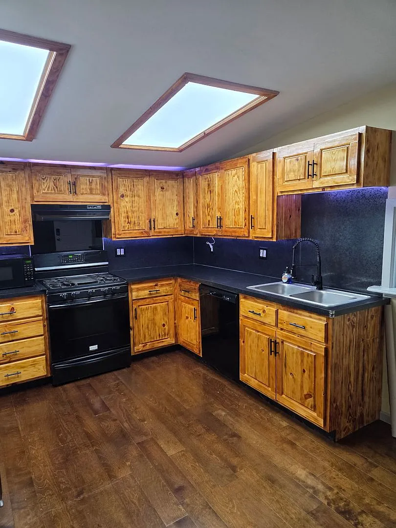 2 Bed Single Family in Millville! Eligible for $500 Security Deposit. — Photo 2