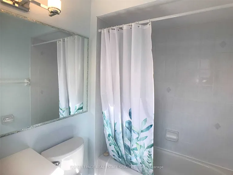 5252 Bushelgrove Cir — Photo 20