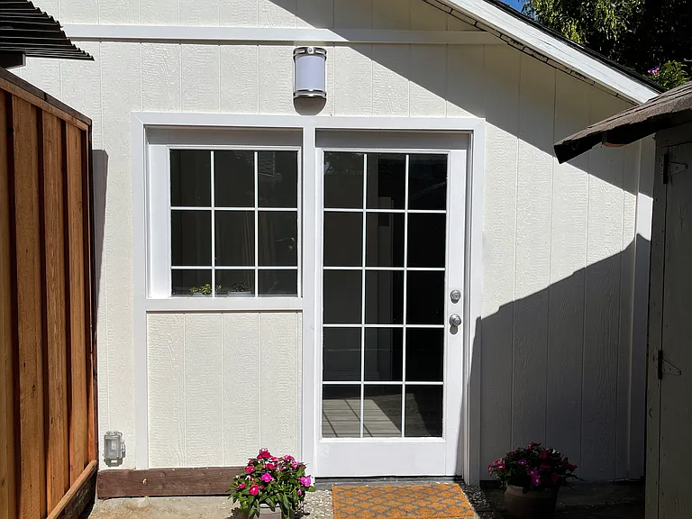 476 Arleta Ave #B — Photo 5