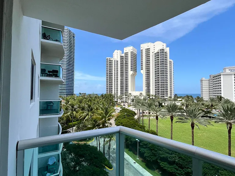 19370 Collins Ave #623 — Photo 20