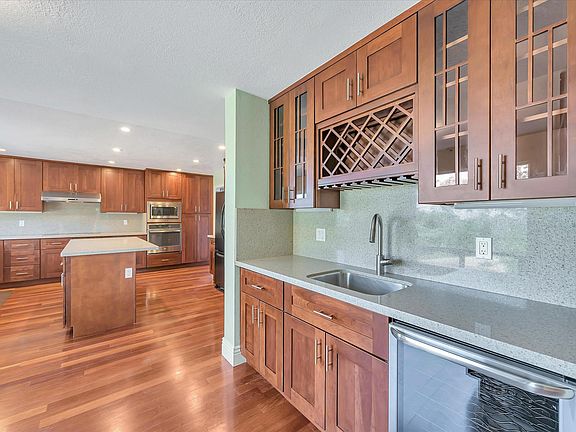 4th image of 10407 Heney Creek Pl