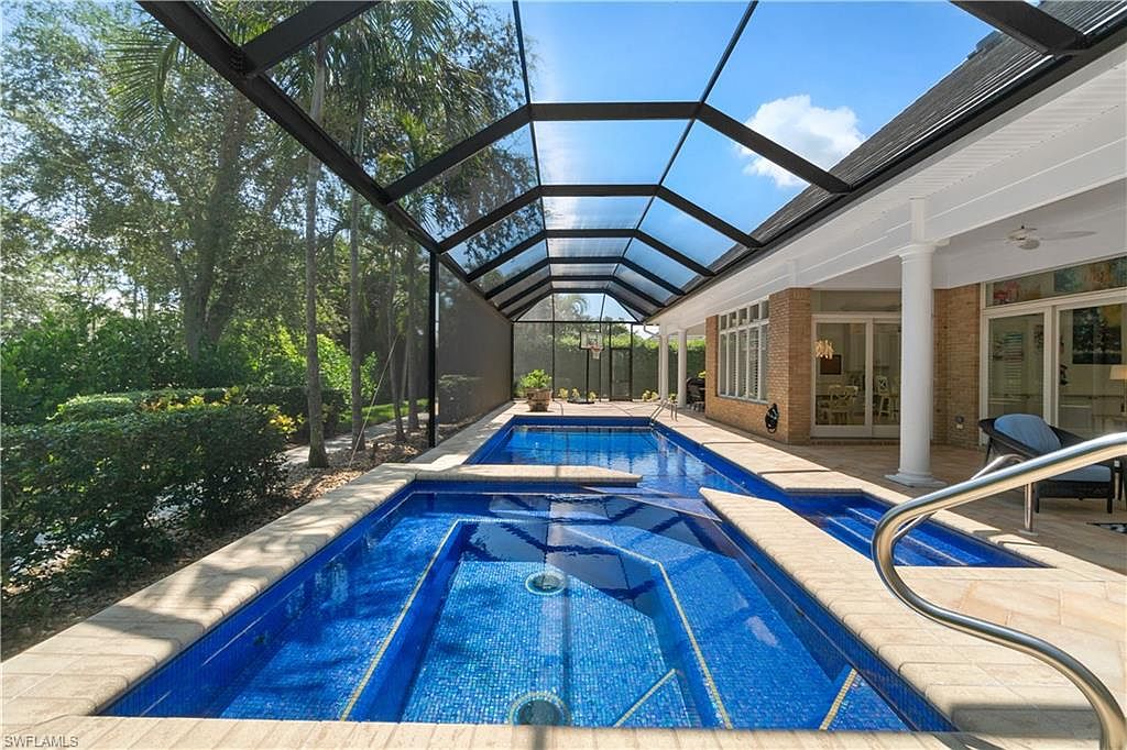 712 Saint Georges Ct